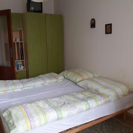 U Katky Bed and Breakfast Vrbov Esterno foto